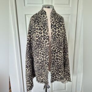 Vince Camuto Leopard Print Women's Fleece Wrap NWT 30"x74"